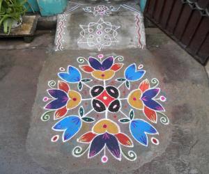 Rangoli: Markazhi kolam.