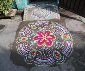 Rangoli: I tried a different trial rangoli.