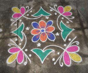 Simple & attractive kolam.