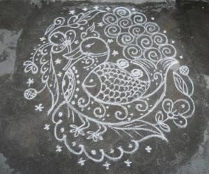 Swan & fish, two in one kolam.