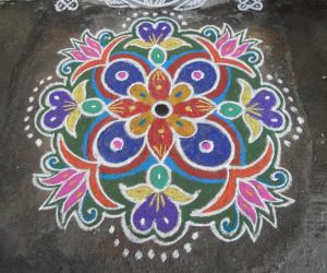 Rangoli: Rev's Vijayadasami kolam.