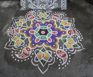 Rangoli: Rev's margazhi day 4 kolam.