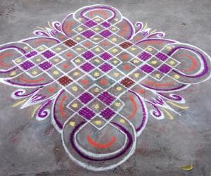 Rangoli: Rev's chikku kolam 74.