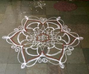 Varalakshmi kolam