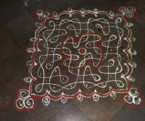 dotted chikku kolam