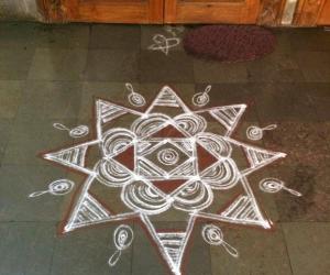 Thai Friday kolam