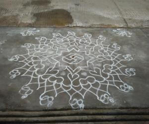 swastik rangoli