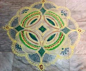 Day 4 Navarathiri Padi Kolam with rice batter and green colour 