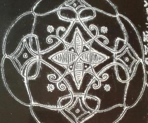 Small padi kolam with rice flour