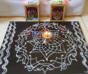 Navarathiri Day 3 Hridaya Kamalam in White Rangoli Powder.