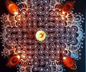 Spot designed Chikku Kolam with 9-9 straight dots  3 dots 2 lines in the middle on all sides