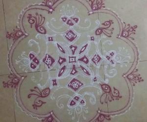 Aadi velli paDi kolam