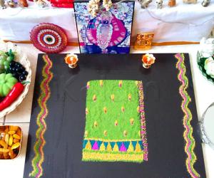 NAVARATHIRI KOLAMS 2018 - Day 3 - GREEN - SAREE RANGOLI