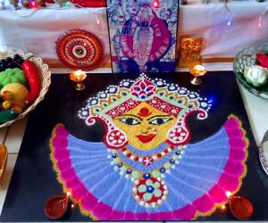 NAVARATHIRI KOLAMS 2018 - Day 8 & 9 - SKY BLUE & PINK - GODDESS DURGA RANGOLI EXTENDED WITH BLUE SAREE AND PINK BORDER.