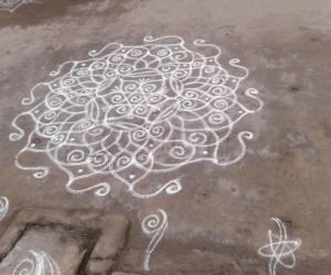 friday kolam