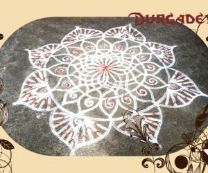 Double stroke Friday Kolam