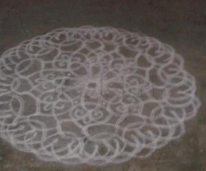 dd friday kOLAM