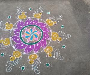 Freehand rangoli 