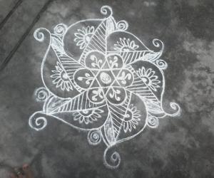 Simple kolam