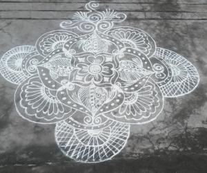 Freehand daily kolam