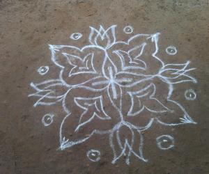 Simple Pookolam