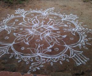 Freehand Rangoli