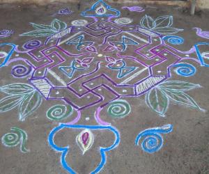 Free hand rangoli