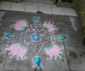 Fusion kolam!