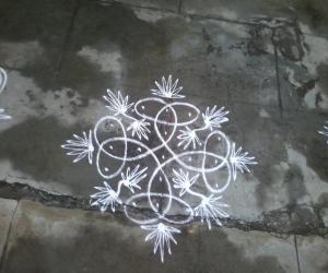 Simple kolam