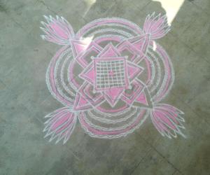 small padikolam!!