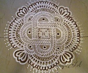 Rangoli: Padikolam