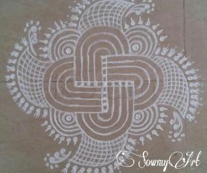 Rangoli: Padikolam