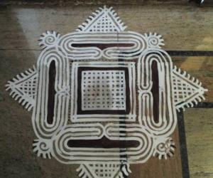 Rangoli: Maakolam