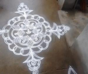 Rangoli: Karthigai special white beauty_2