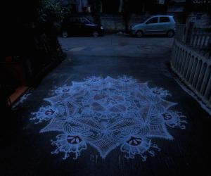 free hand kolam