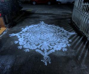 Rangoli: free hand kolam