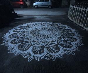 Freehand kolam