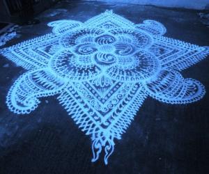 Free hand kolam