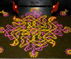  13-1 dotted chikku kolam No.18 