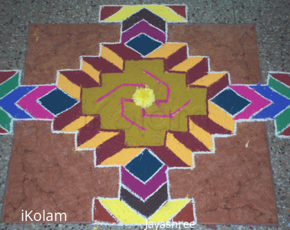 Rangoli: Geometric Swastik