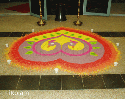 Rangoli: Pair of Peacocks