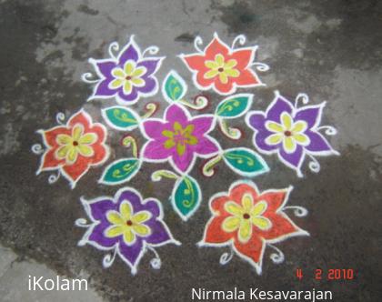 Rangoli: colourfull kolam.