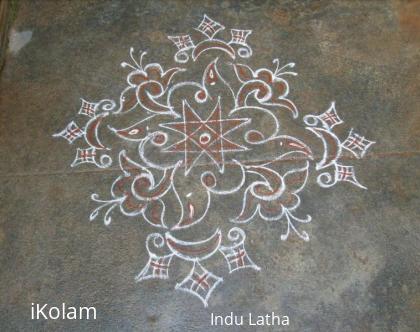 Rangoli: Friday Kavi kolam