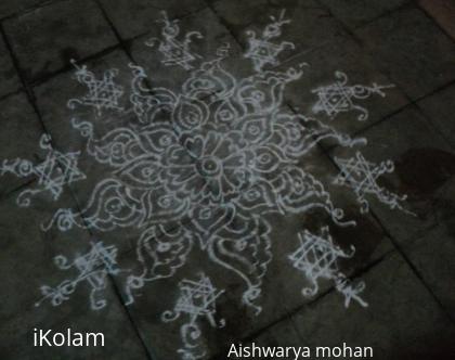 Rangoli: free hand kolam