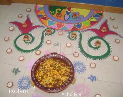 Rangoli: Rangoli with color and mirror