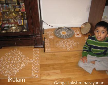 Rangoli: dotted kolam