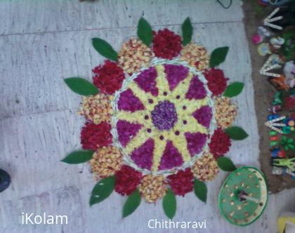 Rangoli: flower kolam