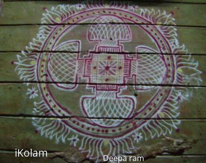 Rangoli: mixed padi kolam