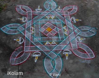 Rangoli: Kuzhal Kolam