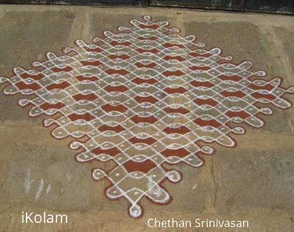 Rangoli: Chikku Kolam